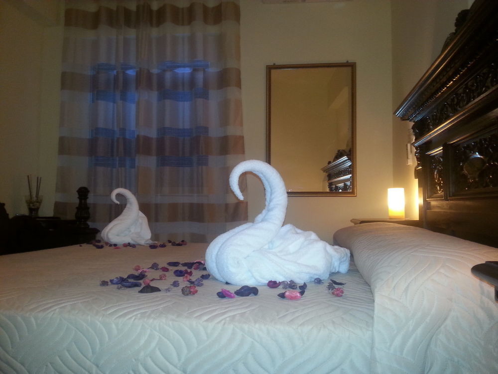 Bed and Breakfast Avec Moi Roma Екстер'єр фото