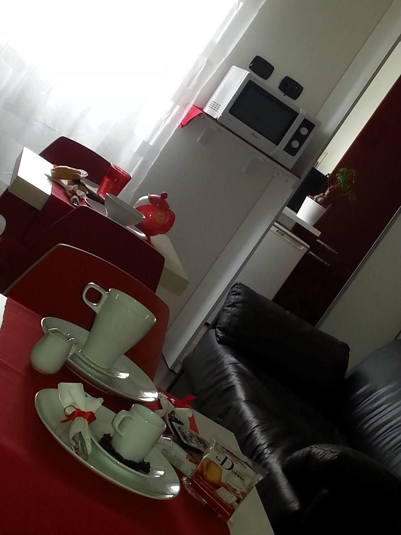 Bed and Breakfast Avec Moi Roma Екстер'єр фото